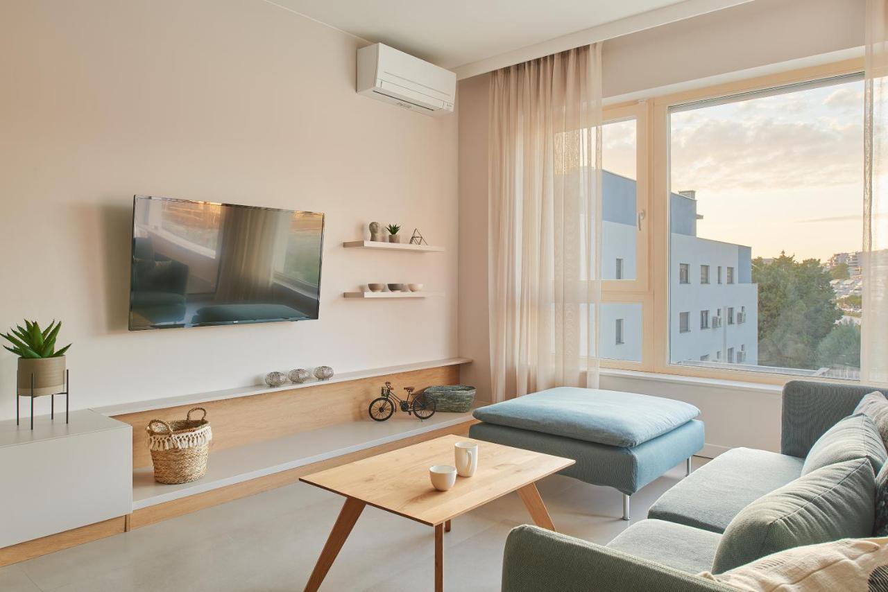 Eol Apartments Сплит Екстериор снимка