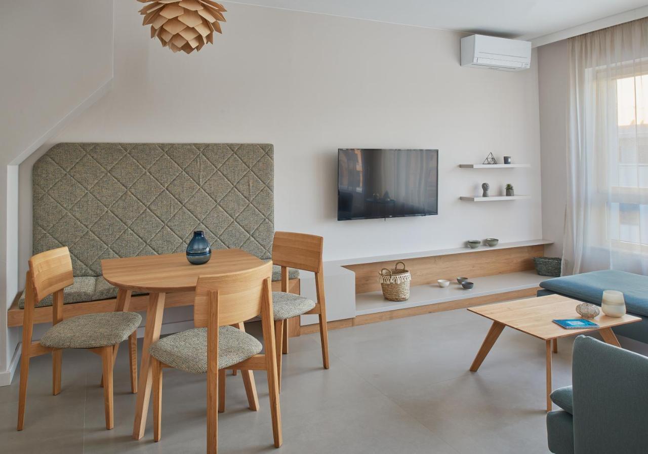 Eol Apartments Сплит Екстериор снимка